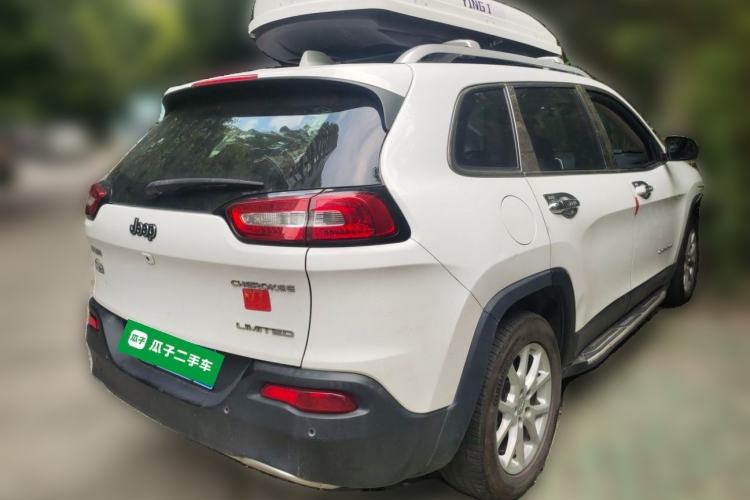 Used Jeep Cherokee 2017 2.0L Superior Edition Rear Right 45 Deg