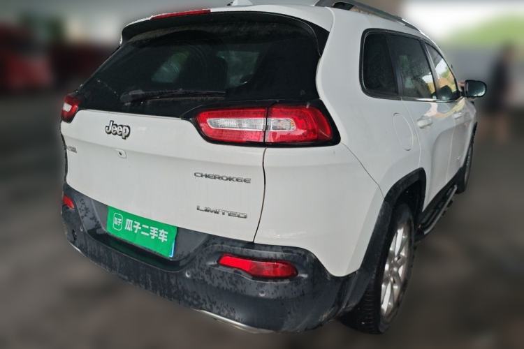 Used Jeep Cherokee 2017 2.4L Leading Smart Edition Rear Right 45 Deg