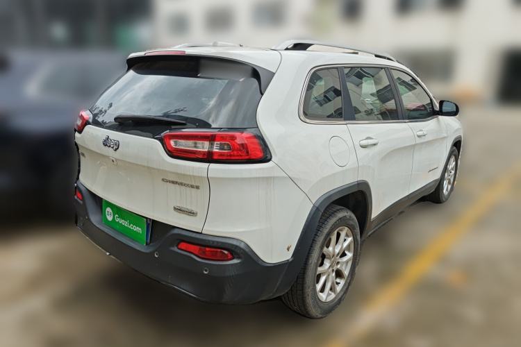 Used Jeep Cherokee 2017 2.0L Superior Edition Rear Right 45 Deg