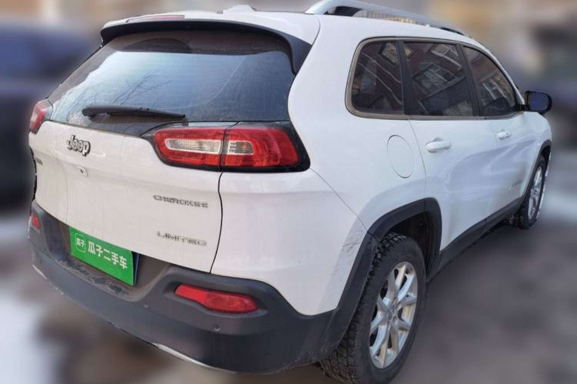 Used Jeep Cherokee 2017 2.0L Superior Edition Rear Right 45 Deg