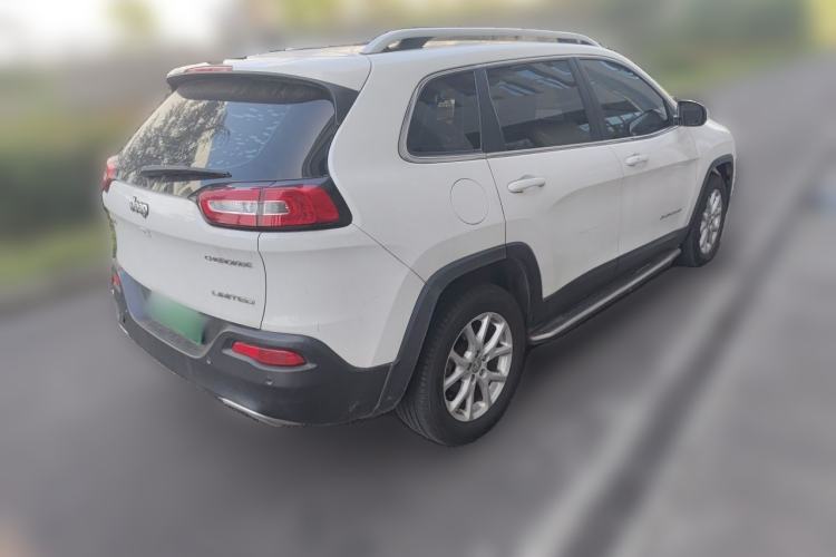Used Jeep Cherokee 2017 2.4L Leading Smart Edition Rear Right 45 Deg