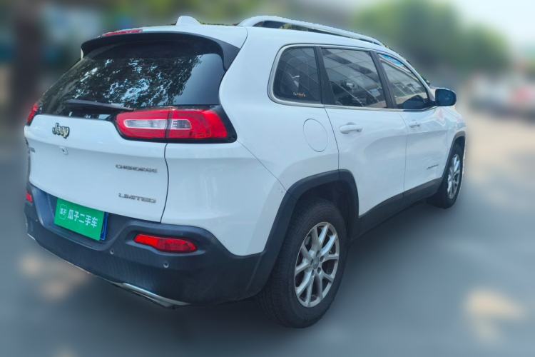 Used Jeep Cherokee 2017 2.4L Leading Smart Edition Rear Right 45 Deg
