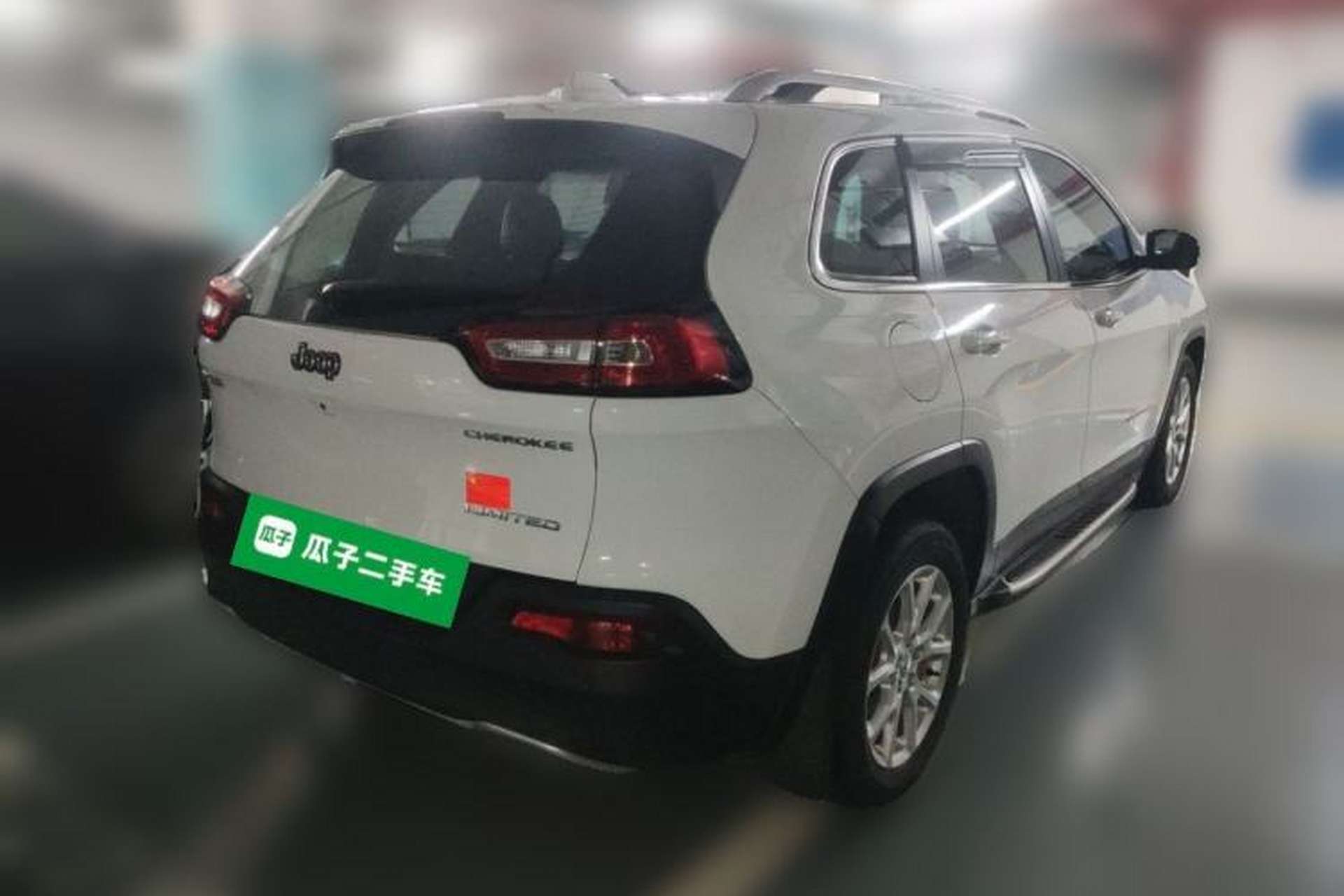 Used Jeep Cherokee 2017 2.0L Superior Edition Rear Right 45 Deg