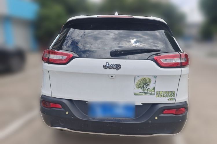 Used Jeep Cherokee 2017 2.0L Superior Edition Rear