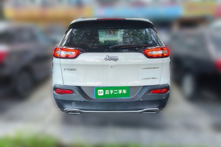 Used Jeep Cherokee 2017 2.4L Leading Edition Rear