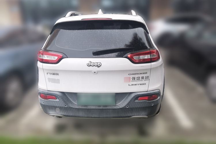 Used Jeep Cherokee 2017 2.0L Superior Edition Rear