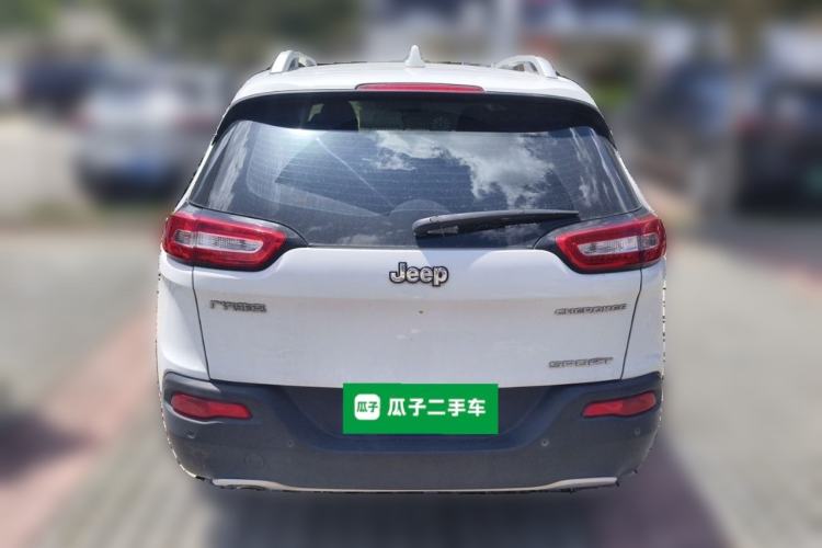 Used Jeep Cherokee 2017 2.0L Leading Edition Rear