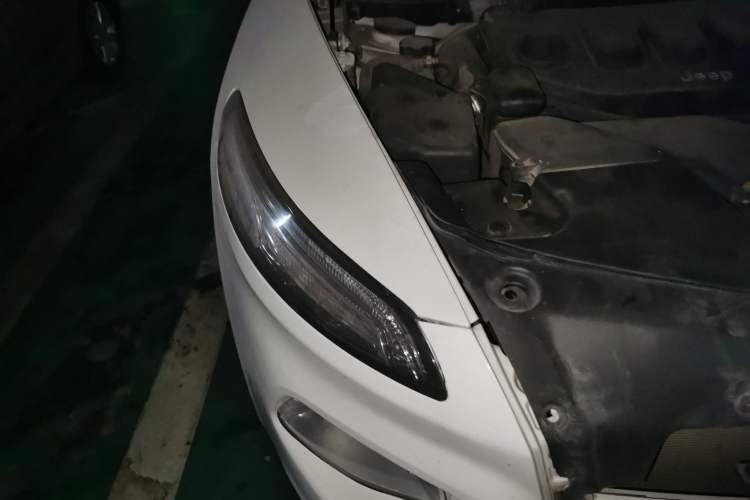Used Jeep Cherokee 2017 2.0L Superior Edition Right Front Headlight