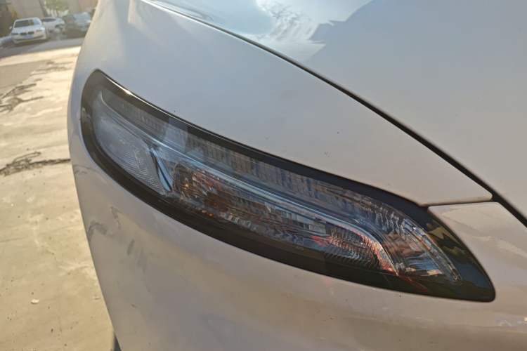 Used Jeep Cherokee 2017 2.0L Superior Edition Right Front Headlight