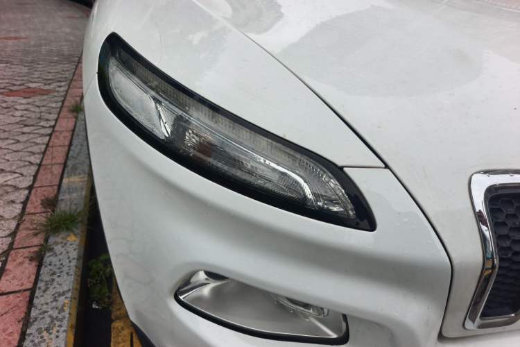 Used Jeep Cherokee 2017 2.4L Leading Edition Right Front Headlight