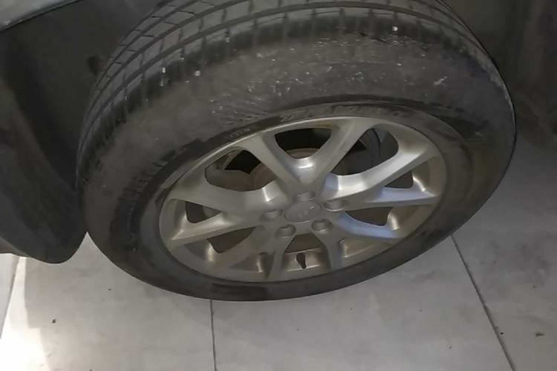 Used Jeep Cherokee 2017 2.0L Superior Edition Right Rear Wheel Hub