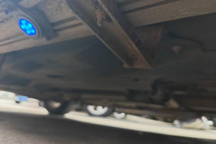 Used Jeep Cherokee 2017 2.0L Superior Edition Right Side Sill