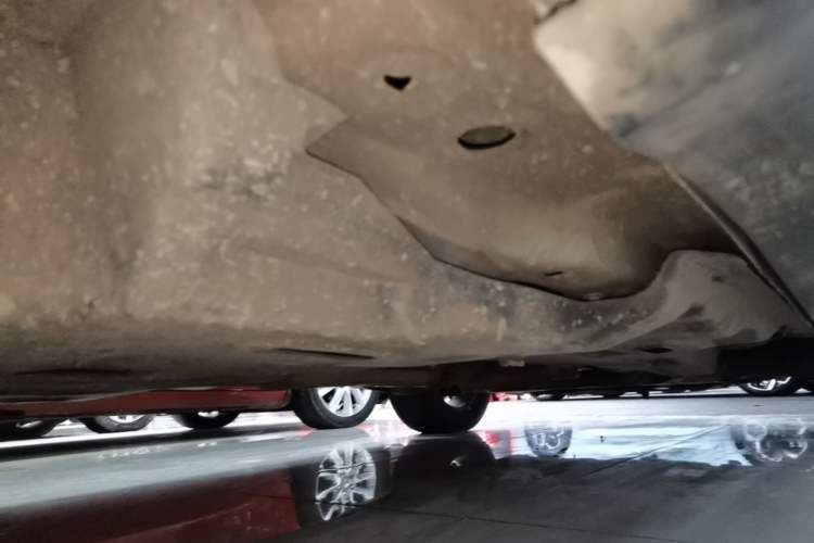Used Jeep Cherokee 2017 2.0L Superior Edition Right Side Sill
