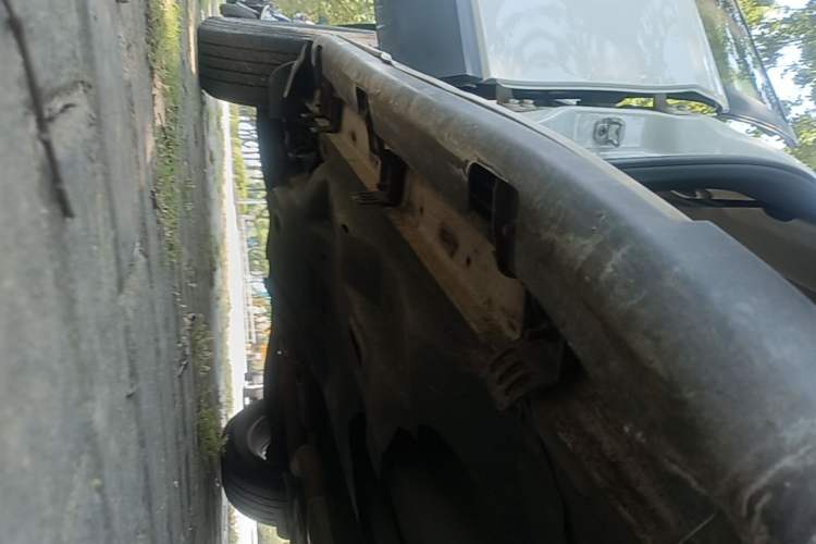 Used Jeep Cherokee 2017 2.4L Leading Smart Edition Right Side Sill