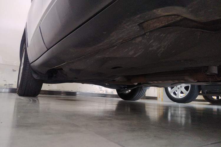 Used Jeep Cherokee 2017 2.0L Superior Edition Right Side Sill