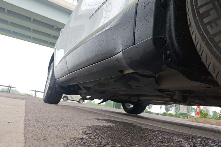 Used Jeep Cherokee 2017 2.0L Superior Edition Right Side Sill