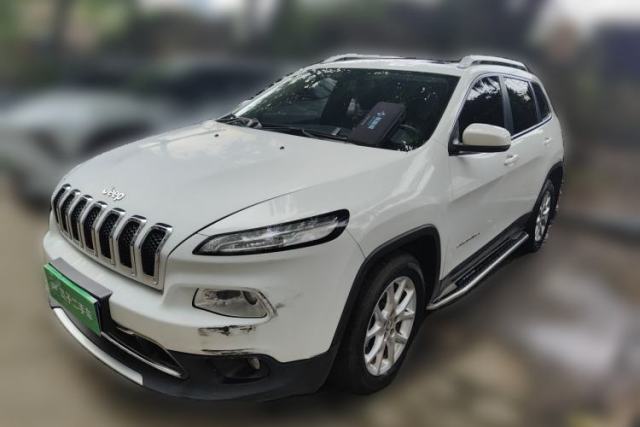 Used Jeep Cherokee 2017 2.0L Superior Edition