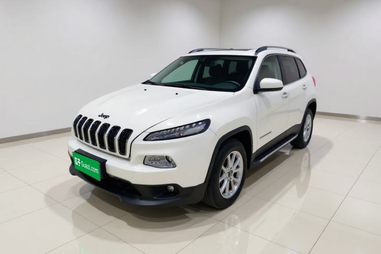 Jeep Cherokee 2017 2.0L Superior Edition с пробегом Guazi used car, China used car export, Used car for sale, Used cars, Cheapest cars for sale