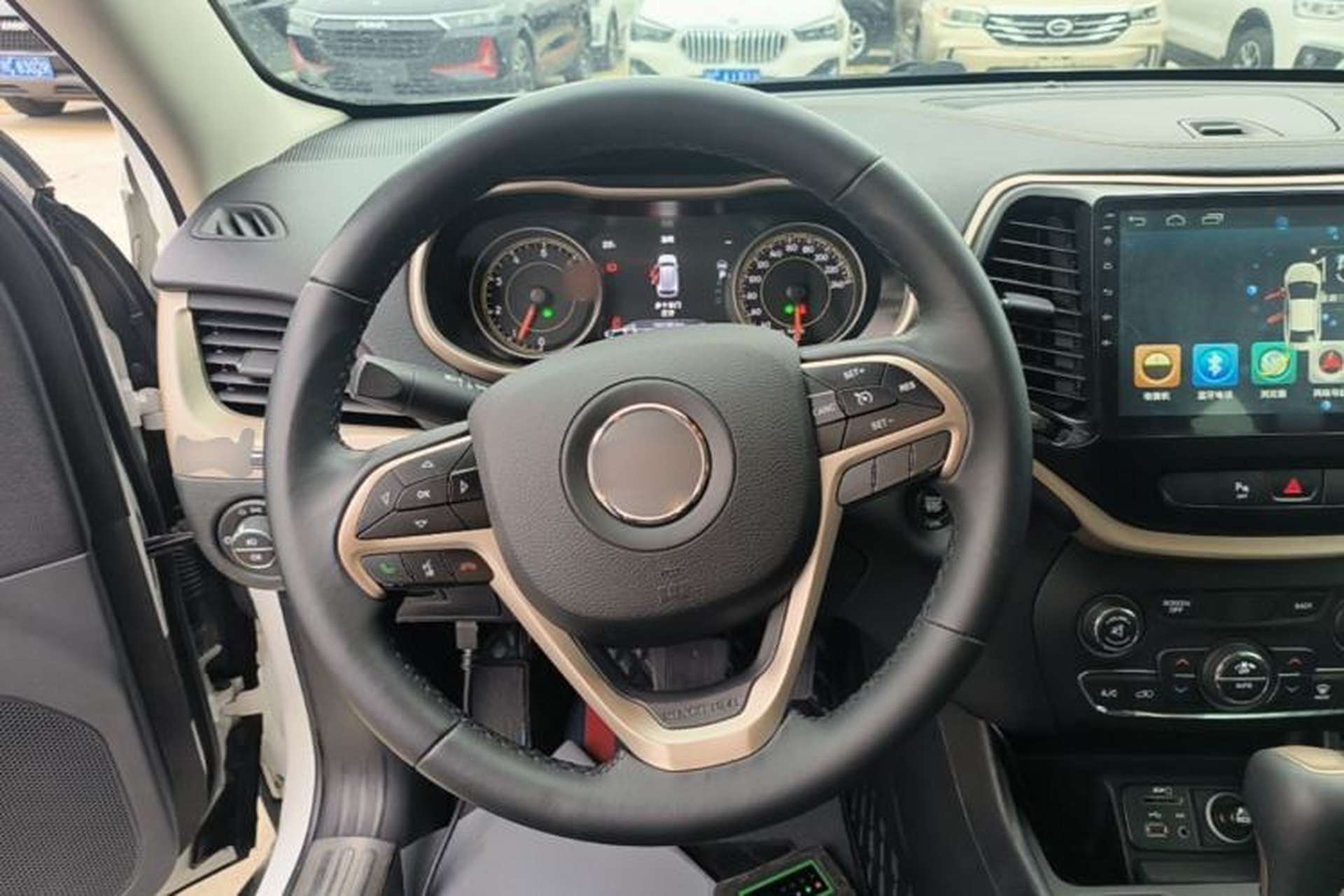 Used Jeep Cherokee 2017 2.0L Superior Edition Steering Wheel
