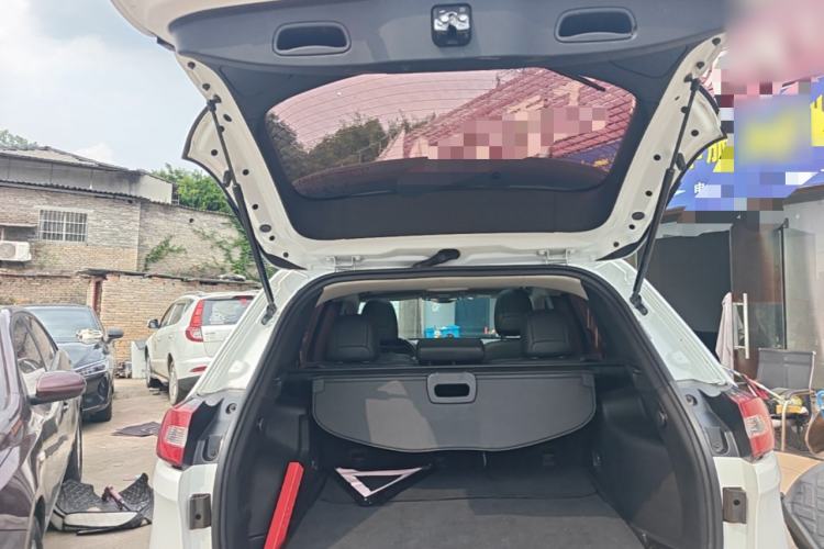 Used Jeep Cherokee 2017 2.0L Superior Edition Trunk