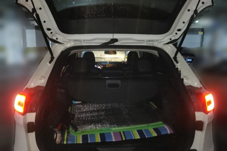 Used Jeep Cherokee 2017 2.0L Superior Edition Trunk