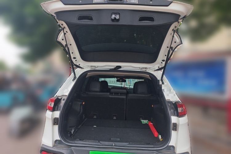 Used Jeep Cherokee 2017 2.0L Superior Edition Trunk