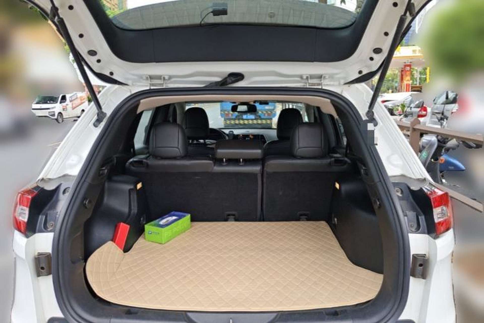 Used Jeep Cherokee 2017 2.0L Superior Edition Trunk