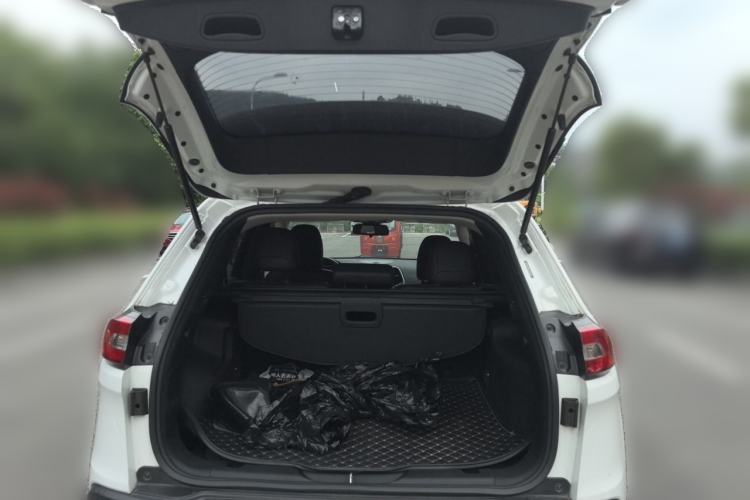 Used Jeep Cherokee 2017 2.4L Leading Edition Trunk