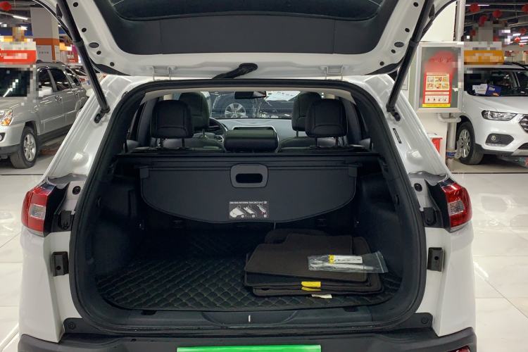 Used Jeep Cherokee 2017 2.4L Leading Edition Trunk
