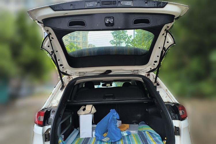 Used Jeep Cherokee 2017 2.0L Superior Edition Trunk