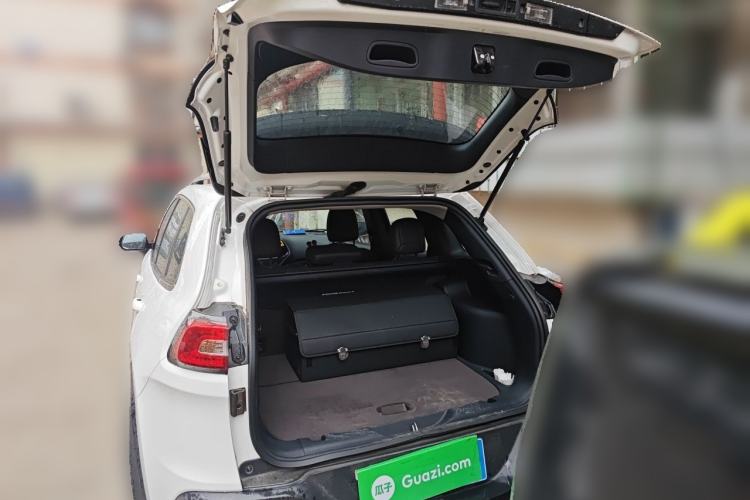 Used Jeep Cherokee 2017 2.0L Superior Edition Trunk