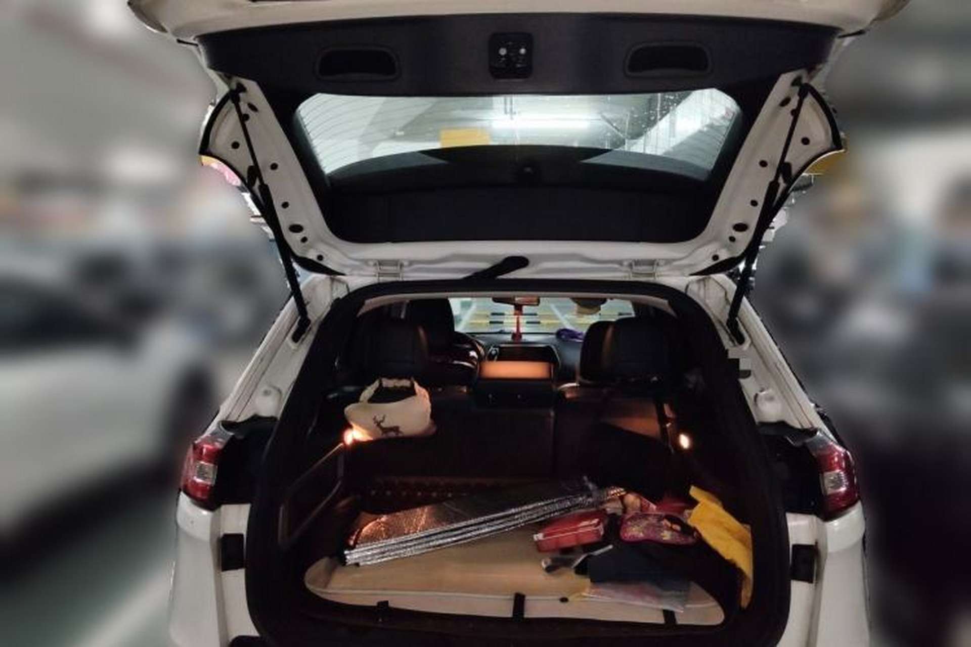 Used Jeep Cherokee 2017 2.4L Leading Edition Trunk