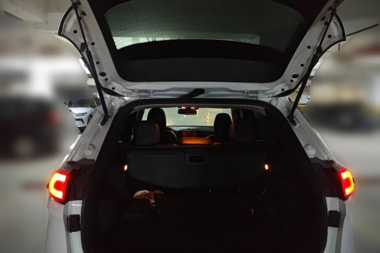 Used Jeep Cherokee 2017 2.4L Leading Edition Trunk