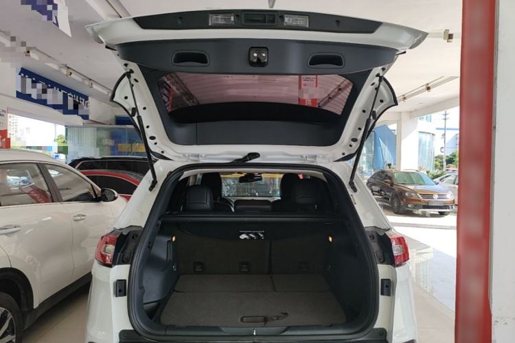 Used Jeep Cherokee 2017 2.4L Leading Edition Trunk