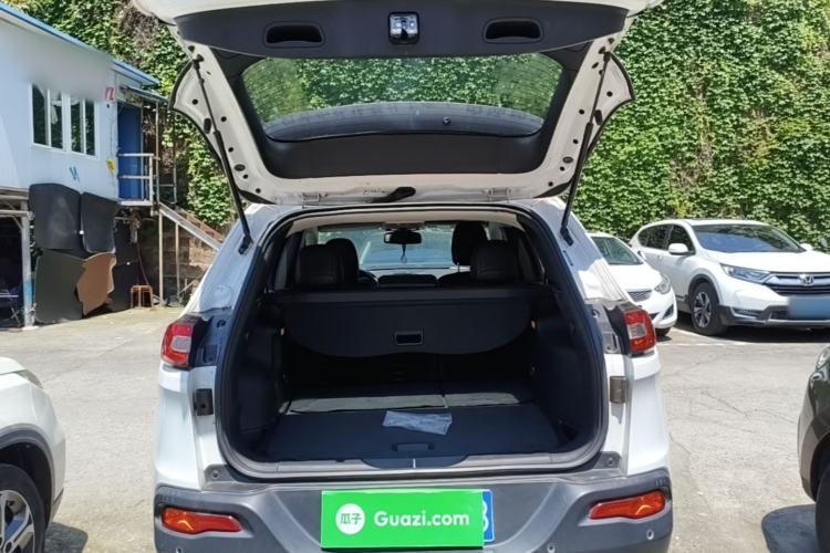 Used Jeep Cherokee 2017 2.4L Leading Edition Trunk