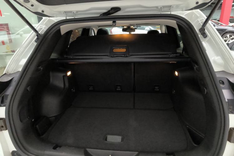 Used Jeep Cherokee 2017 2.0L Superior Edition Trunk