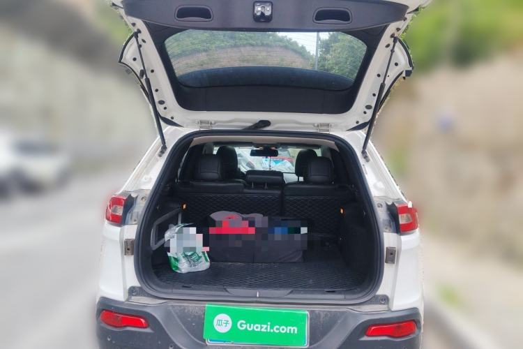 Used Jeep Cherokee 2017 2.4L Leading Edition Trunk