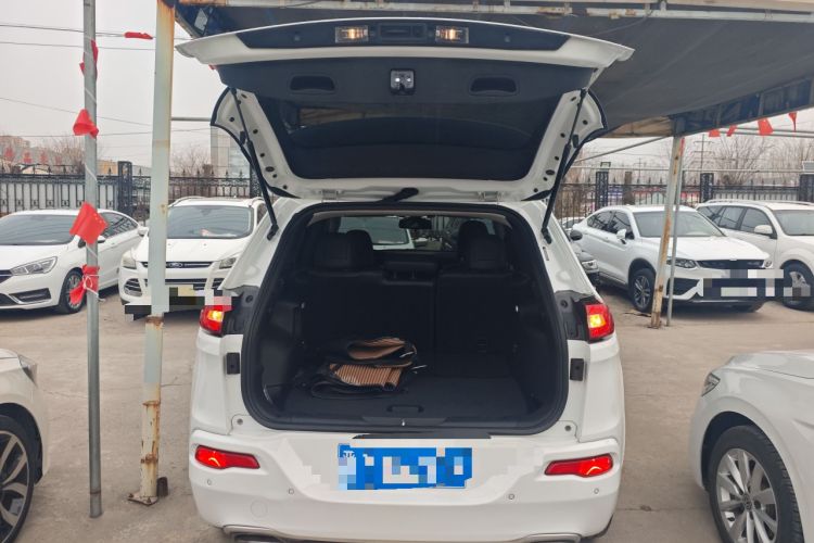 Used Jeep Cherokee 2017 2.4L Professional Smart Edition Trunk
