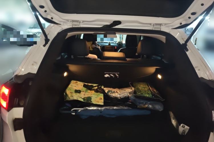Used Jeep Cherokee 2017 2.4L Leading Smart Edition Trunk