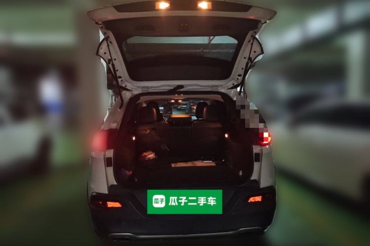 Used Jeep Cherokee 2017 2.4L Leading Smart Edition Trunk