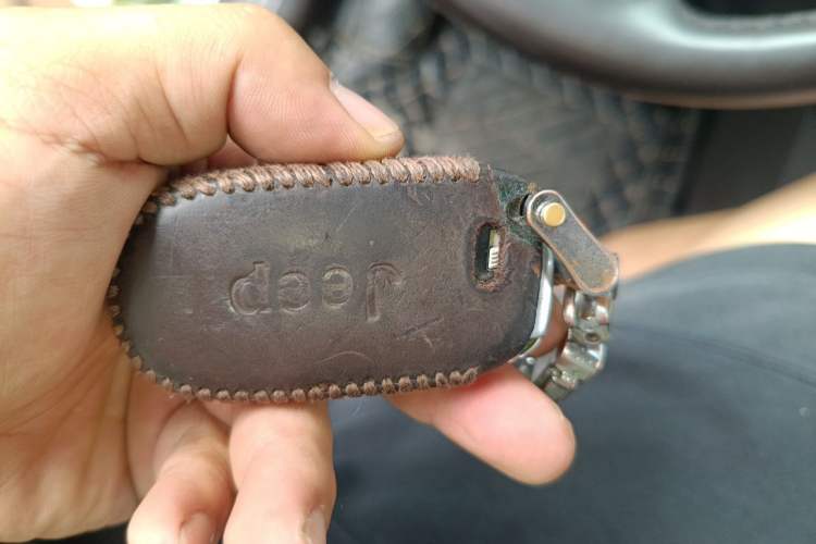Used Jeep Cherokee 2017 2.4L Superior Edition Vehicle Key