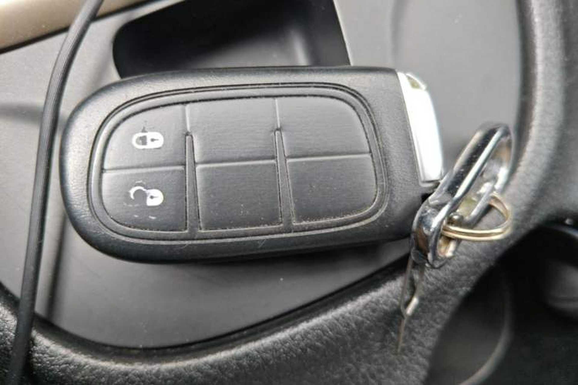 Used Jeep Cherokee 2017 2.0L Superior Edition Vehicle Key