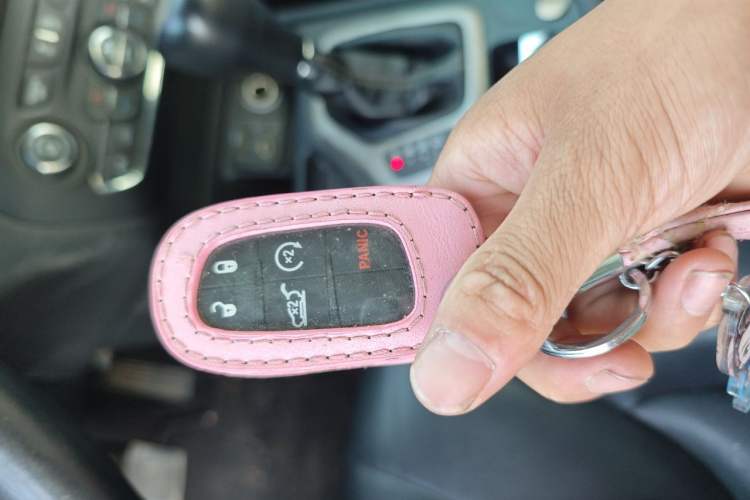 Used Jeep Cherokee 2017 2.4L Leading Smart Edition Vehicle Key