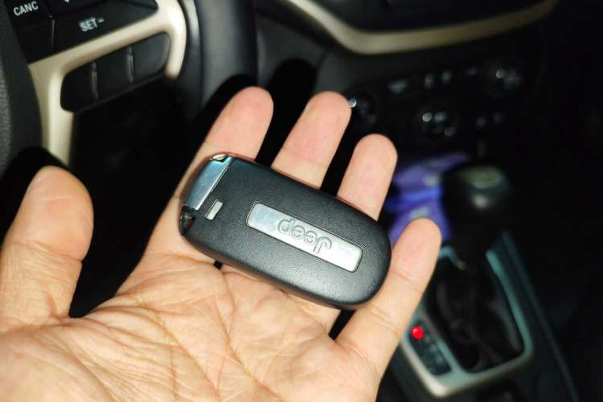 Used Jeep Cherokee 2017 2.0L Superior Edition Vehicle Key