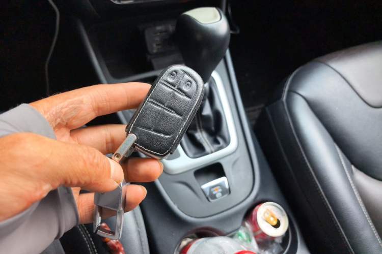 Used Jeep Cherokee 2017 2.4L Leading Edition Vehicle Key