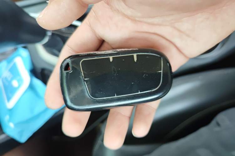 Used Jeep Cherokee 2017 2.0L Superior Edition Vehicle Key