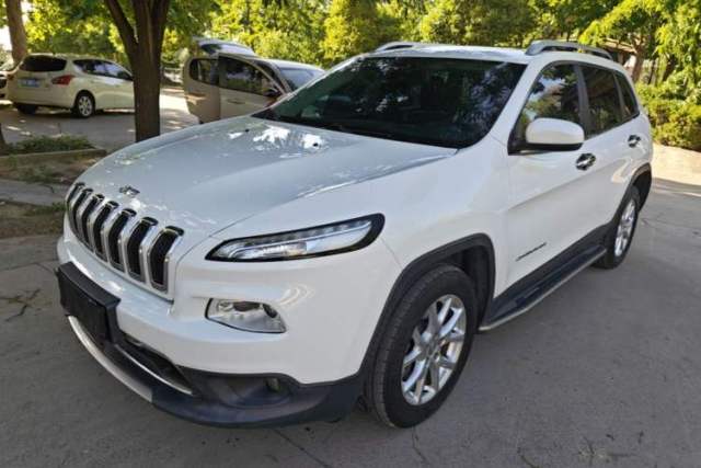 Used Jeep Cherokee 2017 2.4L Leading Edition