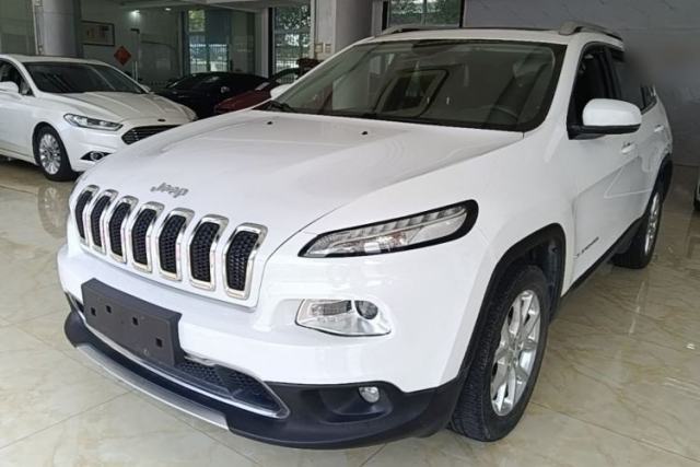 Used Jeep Cherokee 2017 2.0L Superior Edition