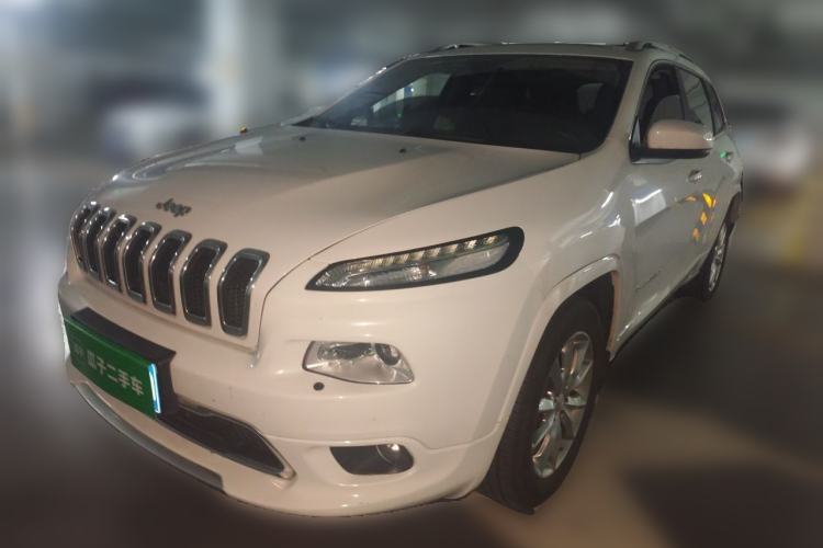Used Jeep Cherokee 2017 2.4L Professional Smart Edition Guazi used car, China used car export, Used car for sale, Used cars, Cheapest cars for sale