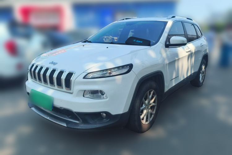 Used Jeep Cherokee 2017 2.4L Leading Smart Edition Guazi used car, China used car export, Used car for sale, Used  cars, Cheapest cars for sale